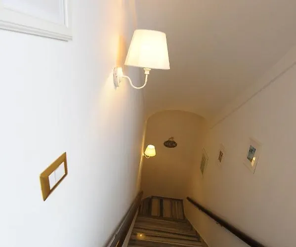 Aduepassi Apartman