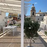 Aduepassi Apartman *
