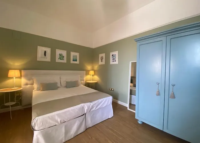 Aduepassi 曼弗雷多尼亚